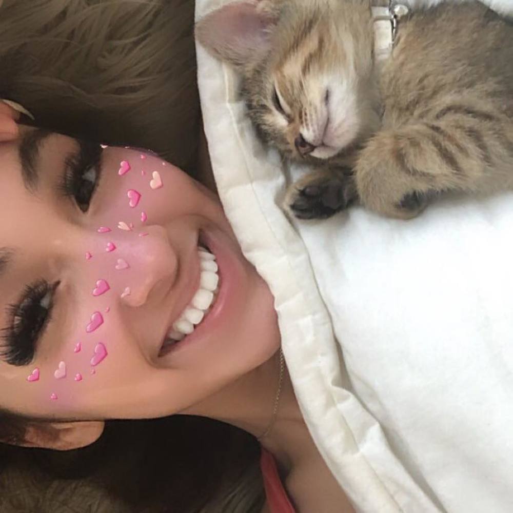 Meet your Posher, Giselle